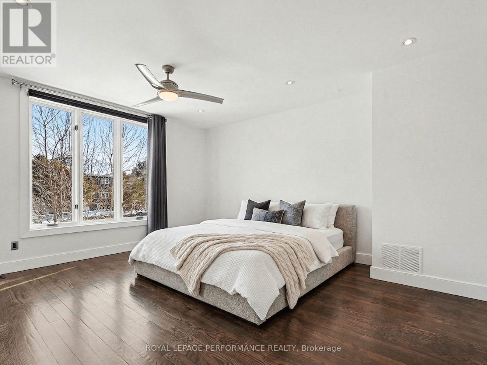 805 Kingsmere Avenue, Ottawa, Ontario  K2A 3J8 - Photo 21 - X12920672