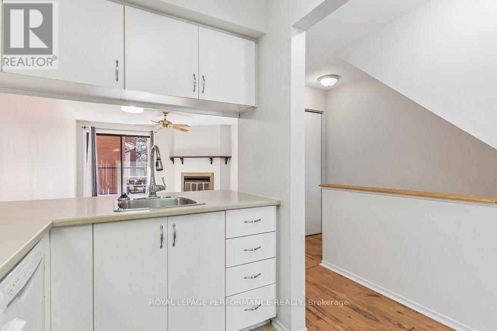 26 - 1096 Blasdell Avenue, Ottawa, Ontario  K1K 0C3 - Photo 13 - X12920742