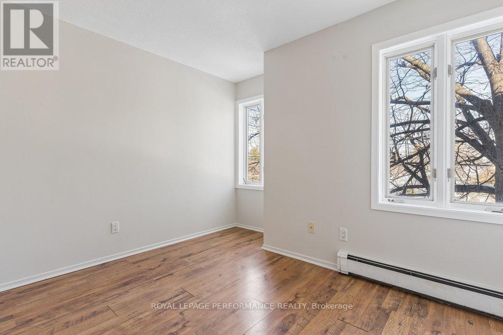26 - 1096 Blasdell Avenue, Ottawa, Ontario  K1K 0C3 - Photo 17 - X12920742
