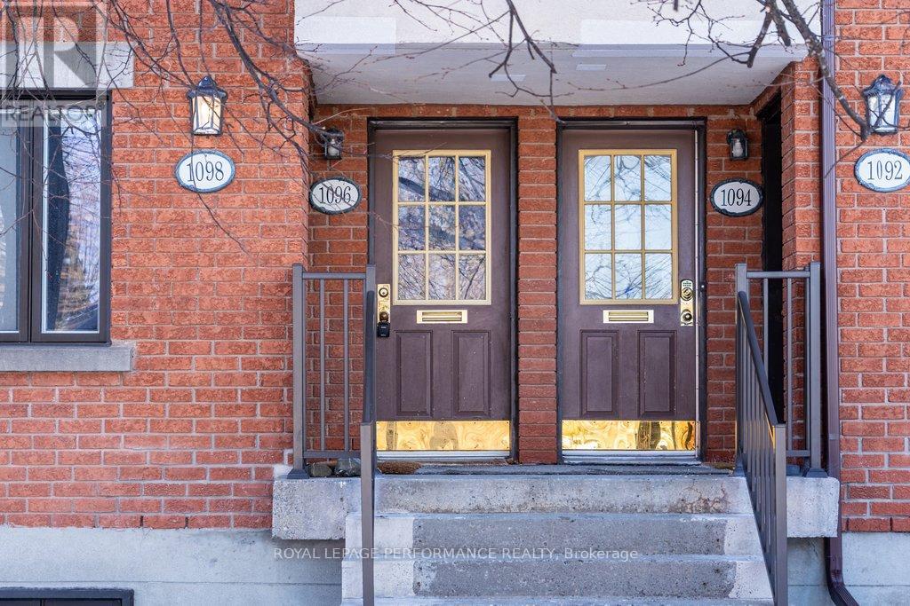 26 - 1096 Blasdell Avenue, Ottawa, Ontario  K1K 0C3 - Photo 2 - X12920742