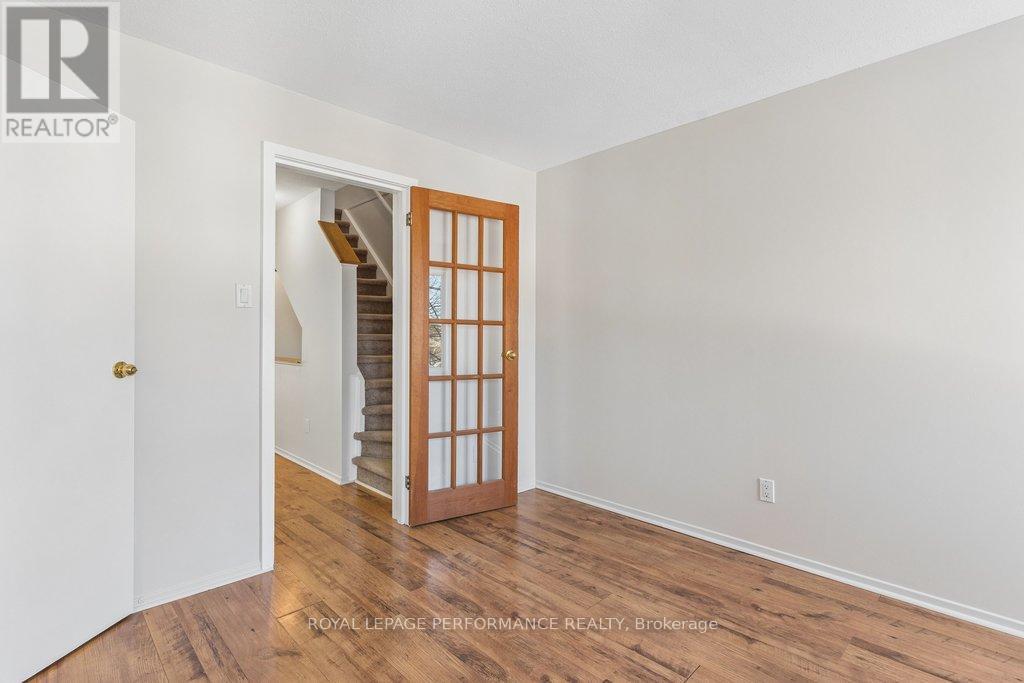 26 - 1096 Blasdell Avenue, Ottawa, Ontario  K1K 0C3 - Photo 6 - X12920742