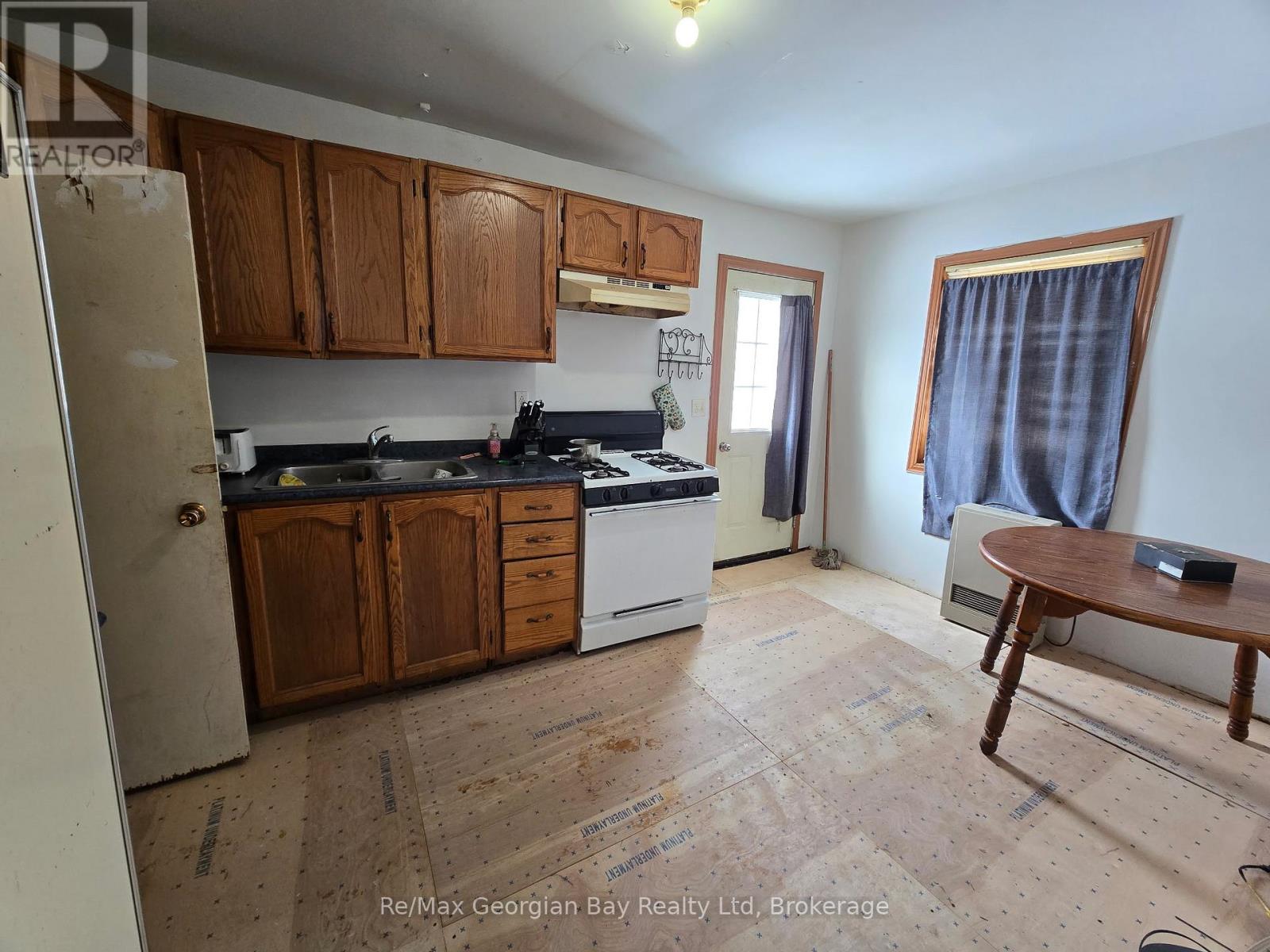 111 Andrew Street S, Orillia, Ontario  L3V 5J3 - Photo 15 - S12491918