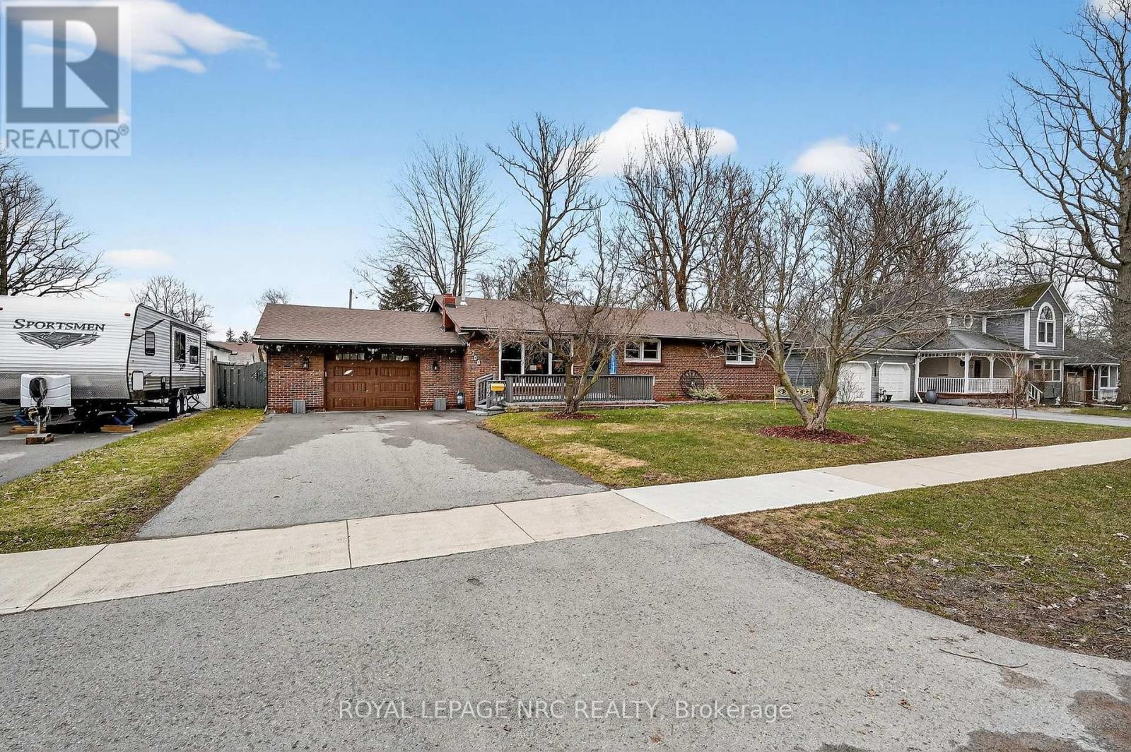 700 LAKESIDE ROAD, fort erie (crescent park), Ontario