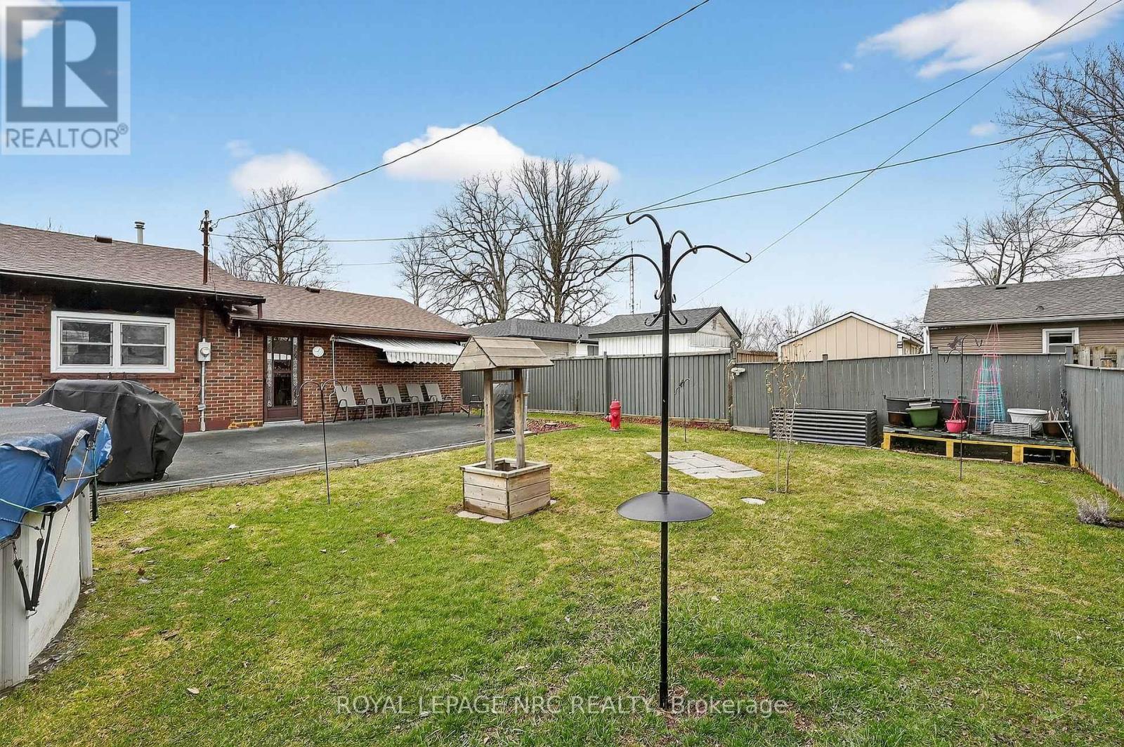 700 Lakeside Road, Fort Erie (Crescent Park), Ontario  L2A 4Y5 - Photo 31 - X12920530