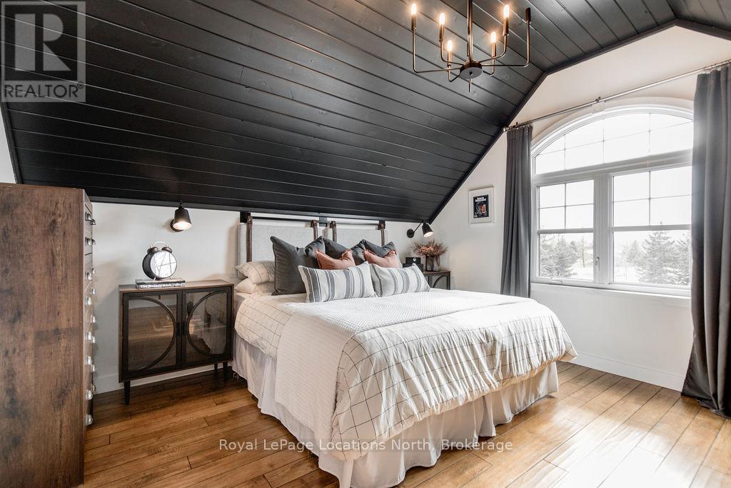 70 Wasaga Sands Drive, Wasaga Beach, Ontario  L9Z 1J4 - Photo 34 - S12920558