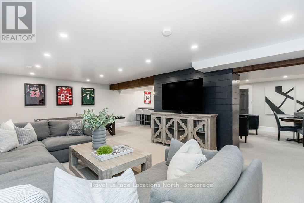 70 Wasaga Sands Drive, Wasaga Beach, Ontario  L9Z 1J4 - Photo 36 - S12920558