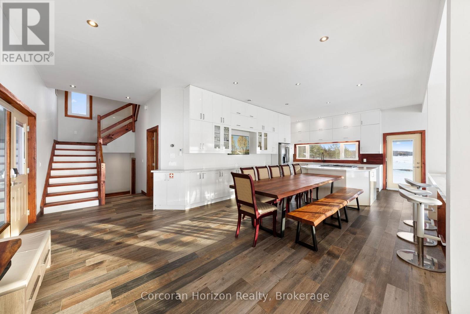 74 Arbour Trail, Tay, Ontario  L0K 2C0 - Photo 13 - S12920642