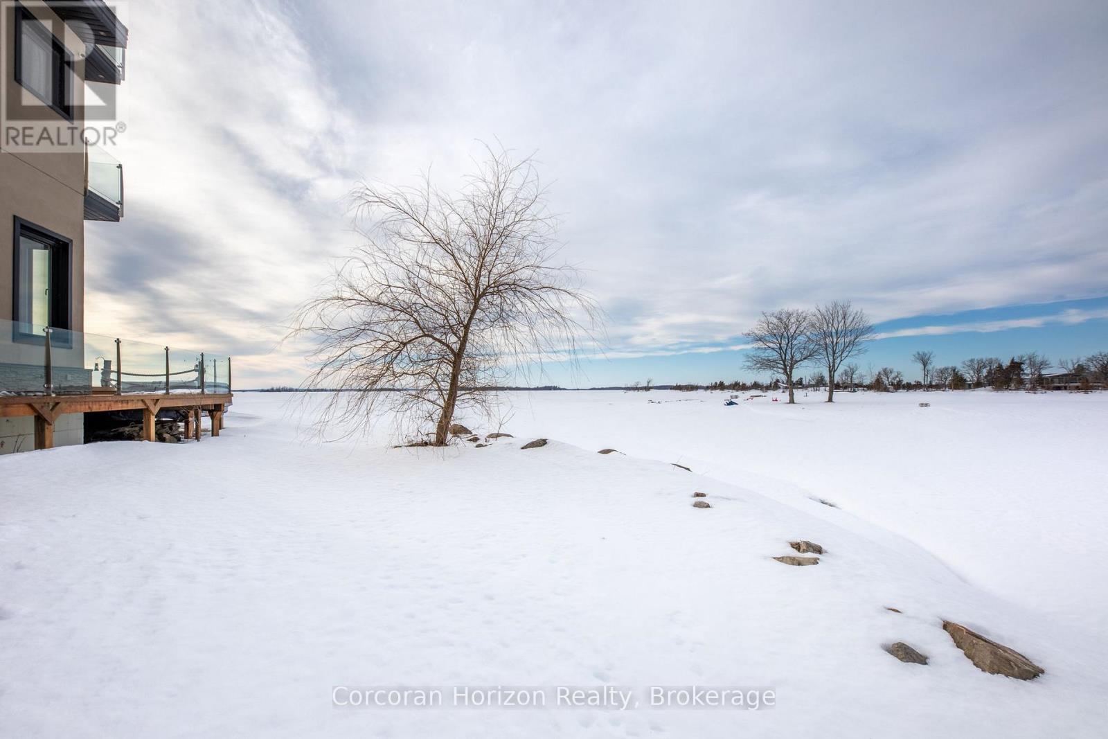 74 Arbour Trail, Tay, Ontario  L0K 2C0 - Photo 4 - S12920642