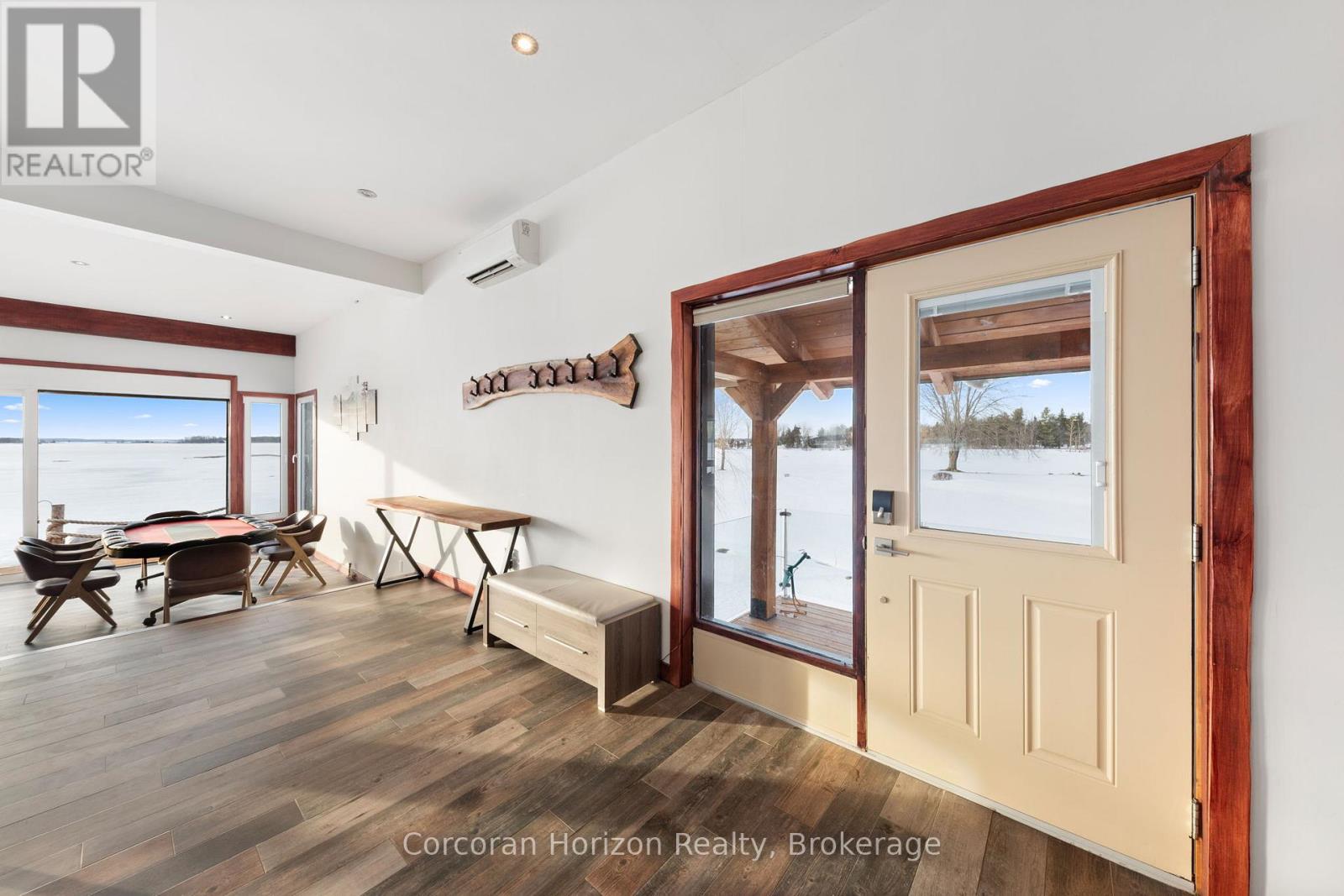 74 Arbour Trail, Tay, Ontario  L0K 2C0 - Photo 6 - S12920642