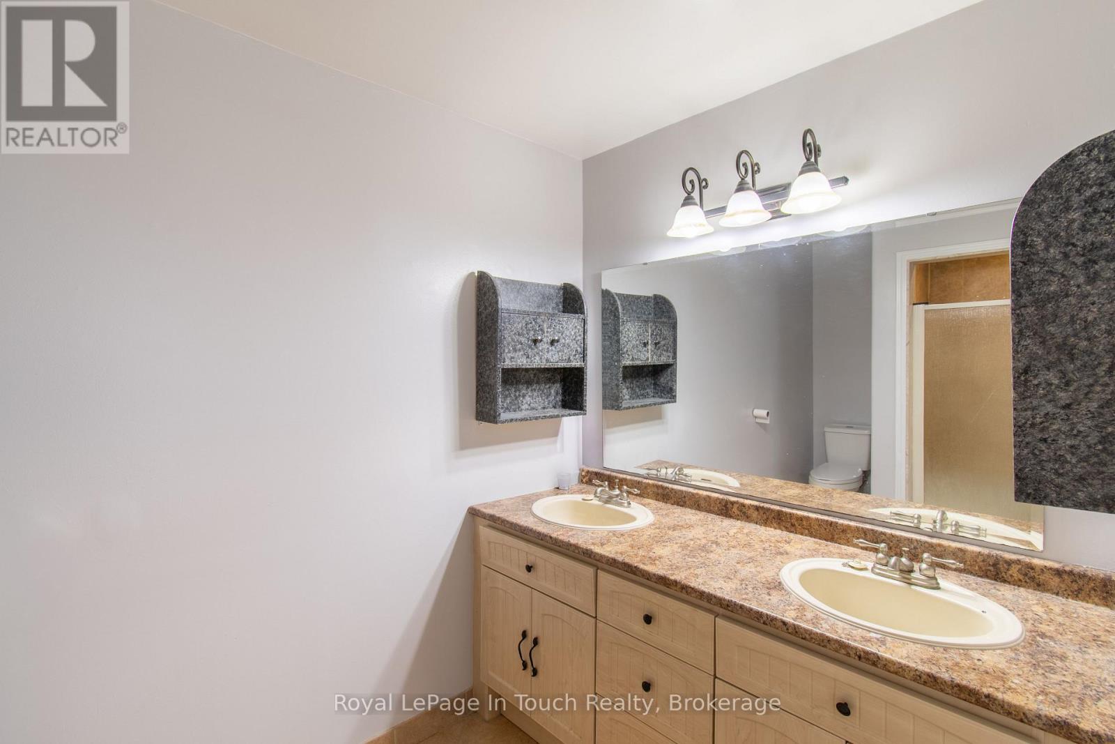 326 Lafontaine Road W, Tiny, Ontario  L9M 0H1 - Photo 15 - S12920684