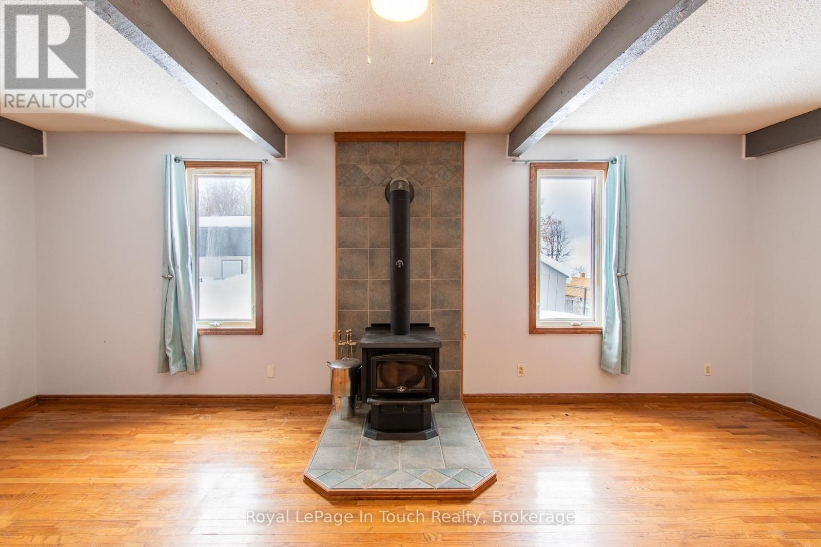 326 Lafontaine Road W, Tiny, Ontario  L9M 0H1 - Photo 9 - S12920684