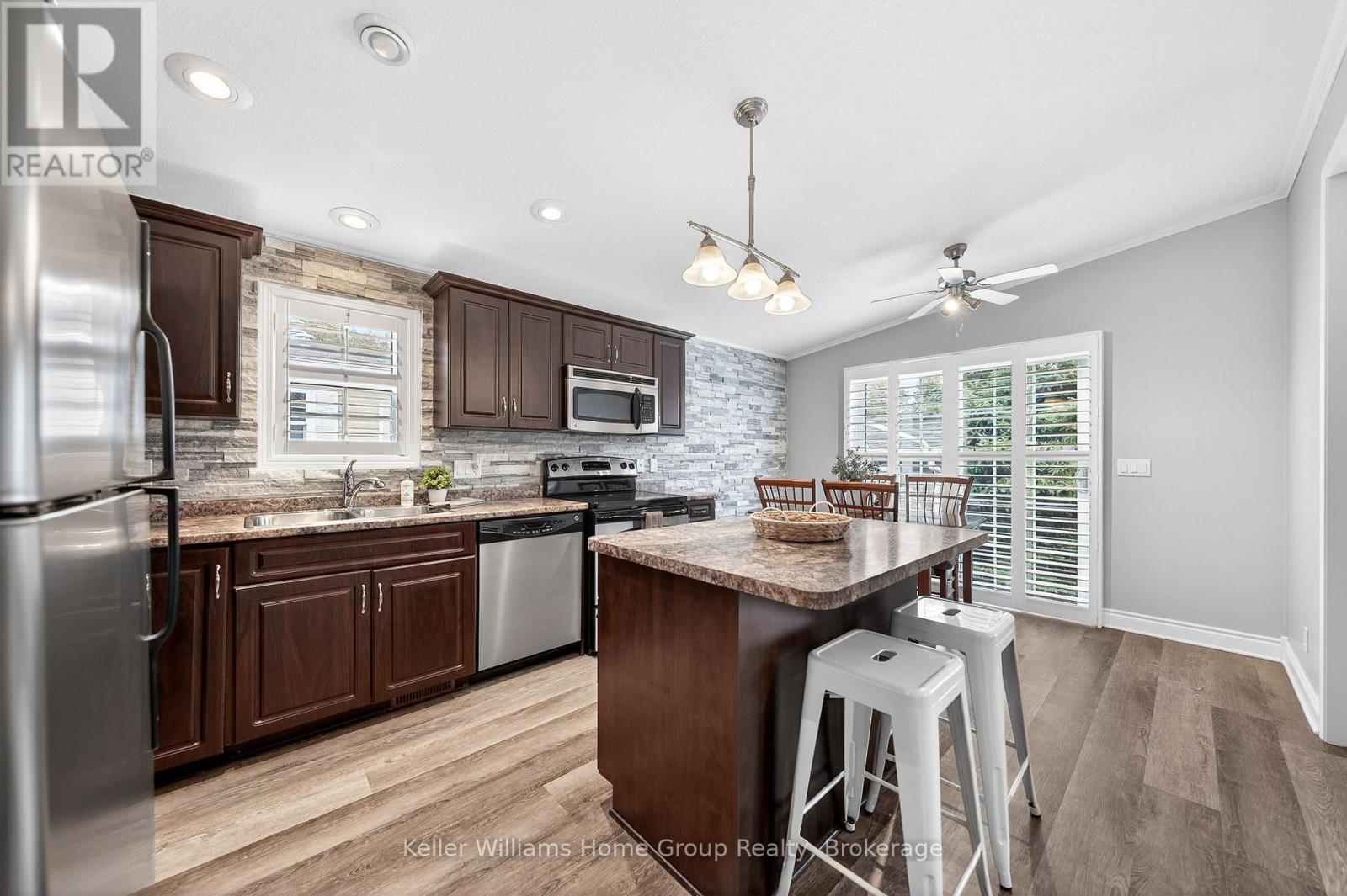 5 Elm Street, Puslinch, Ontario  N0B 2J0 - Photo 7 - X12920520