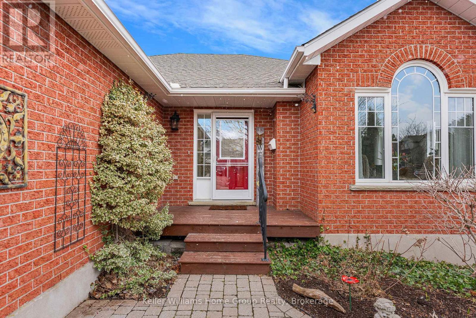 599 Harvey Street, Centre Wellington, Ontario  N1M 3J4 - Photo 2 - X12920546