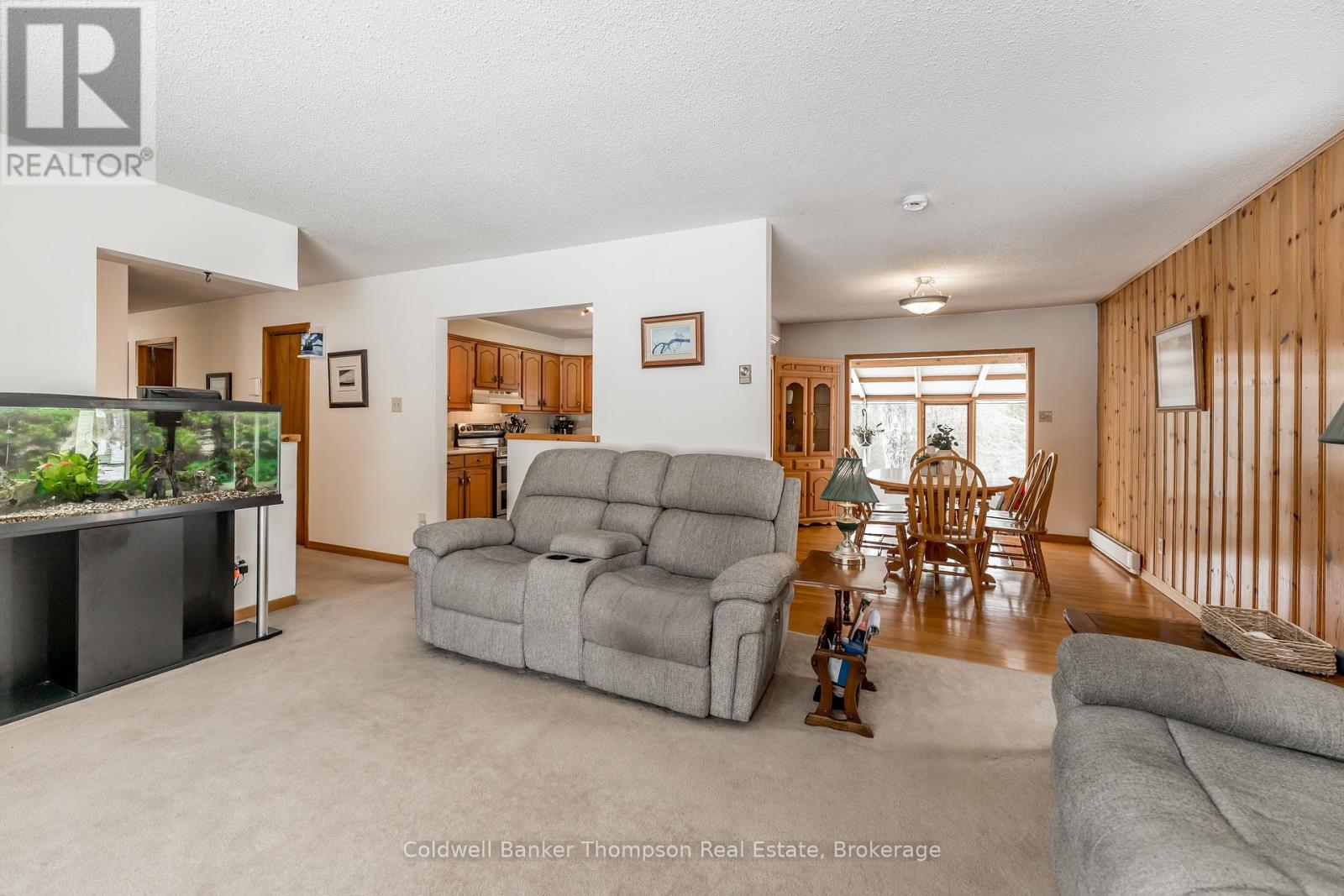 1357 Ravenscliffe Road, Huntsville, Ontario  P1H 2N5 - Photo 5 - X12920630