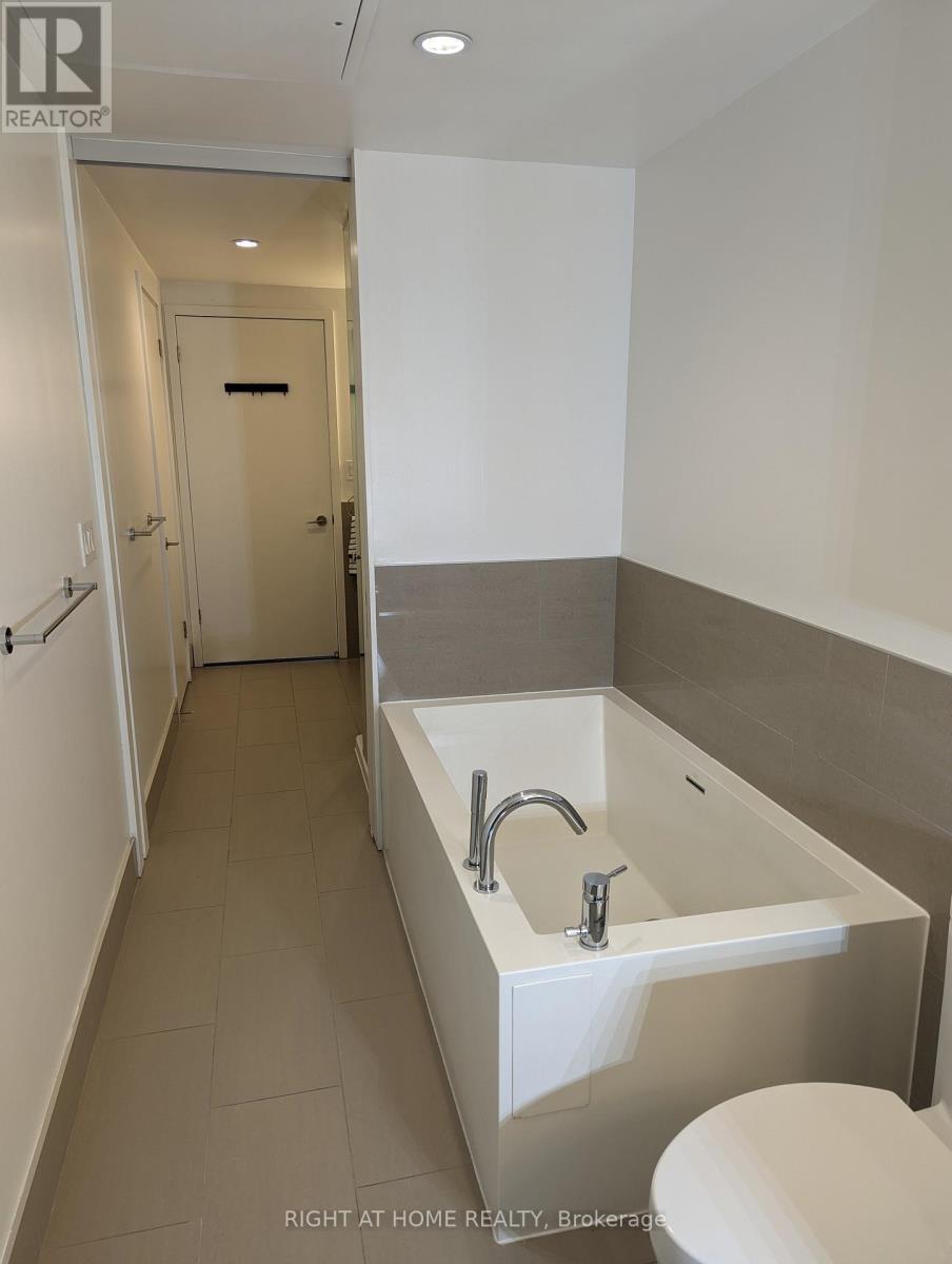 1907 - 390 Cherry Street, Toronto, Ontario  M5A 0E2 - Photo 18 - C12920532