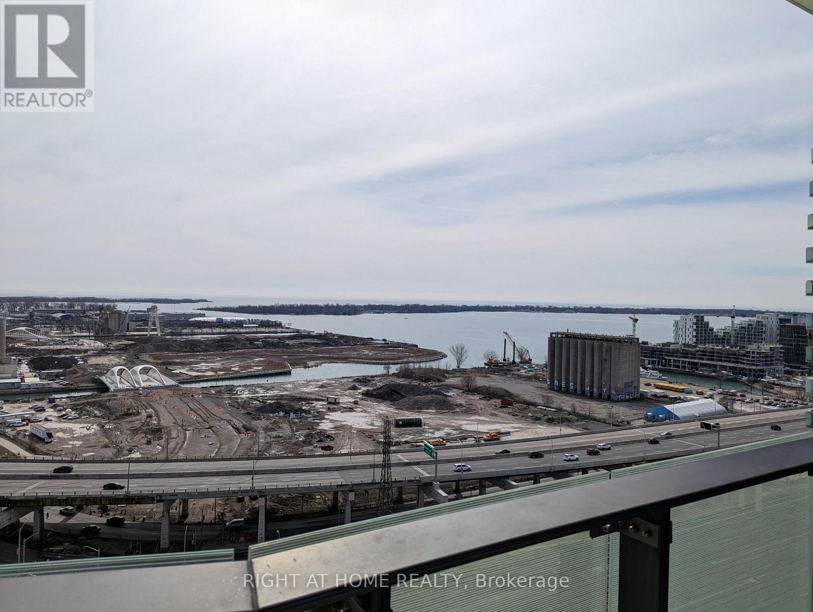 1907 - 390 Cherry Street, Toronto, Ontario  M5A 0E2 - Photo 23 - C12920532