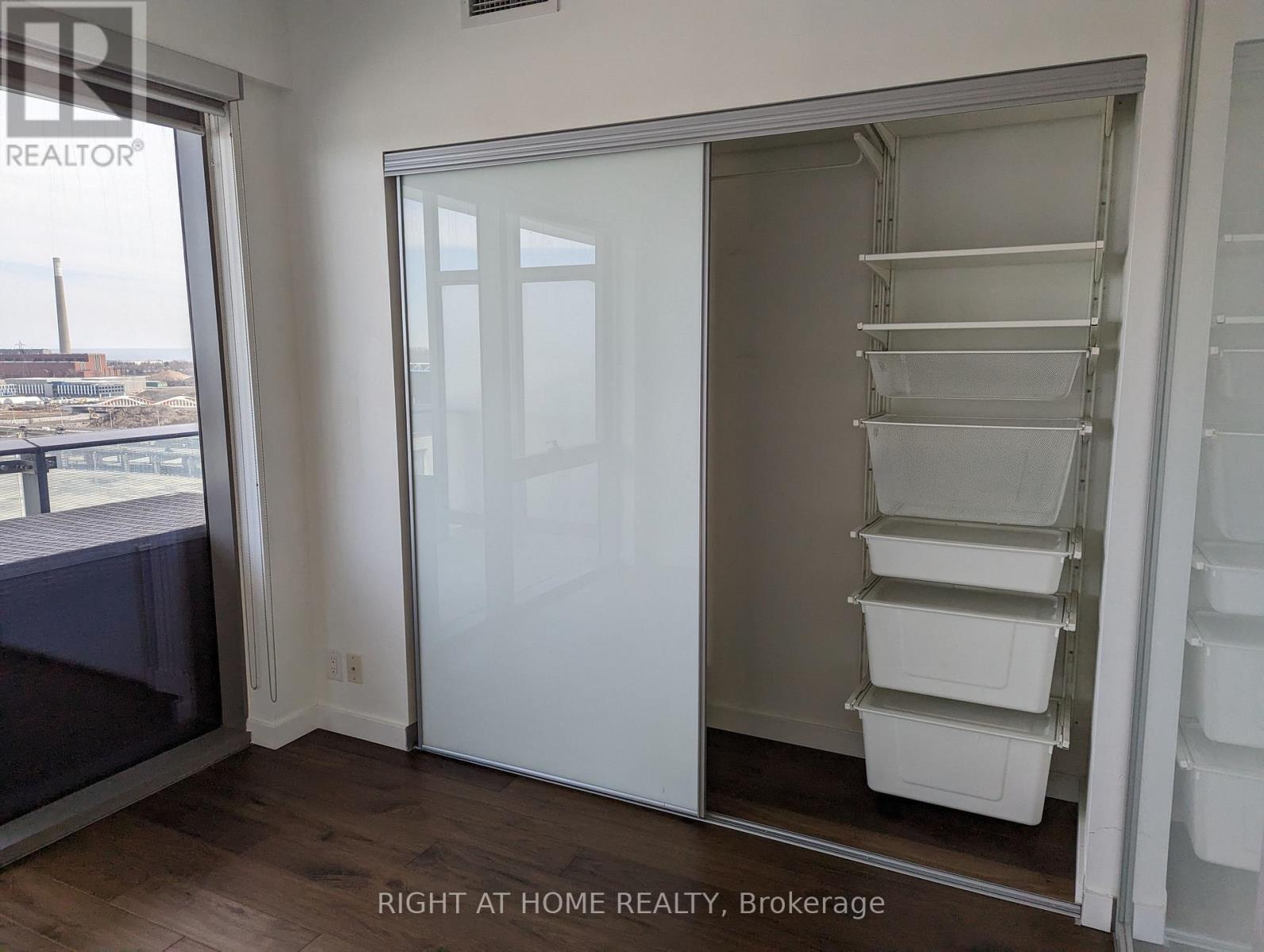 1907 - 390 Cherry Street, Toronto, Ontario  M5A 0E2 - Photo 7 - C12920532