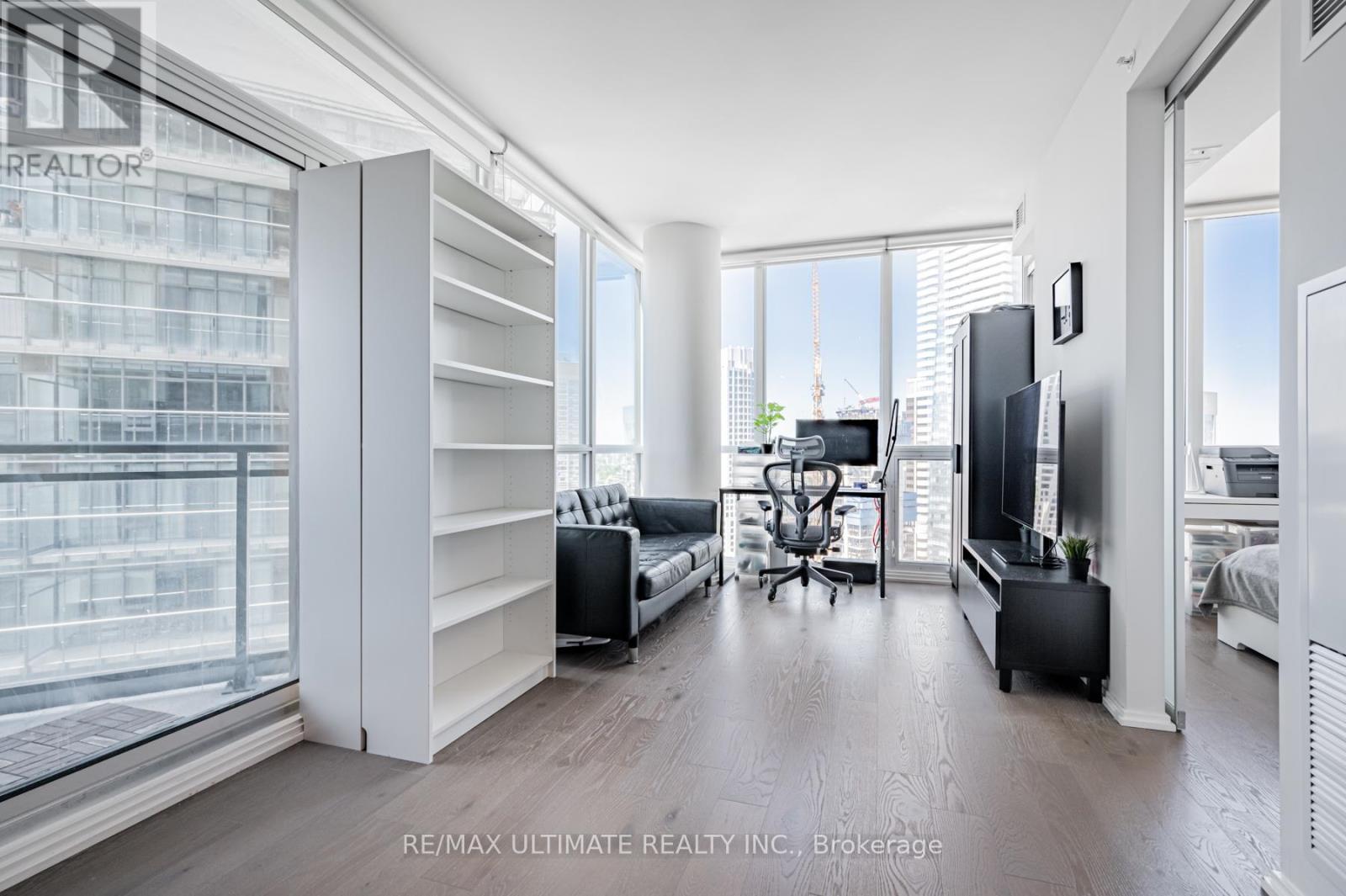 4306 - 45 Charles Street E, Toronto, Ontario  M4Y 0B8 - Photo 12 - C12920548