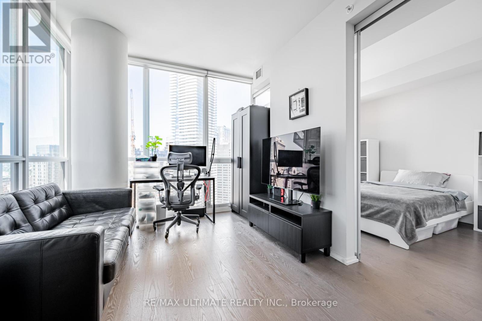 4306 - 45 Charles Street E, Toronto, Ontario  M4Y 0B8 - Photo 13 - C12920548