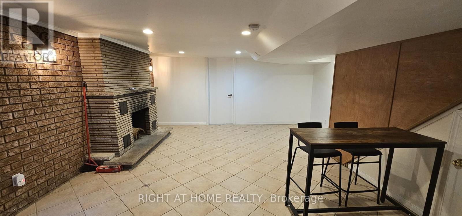 Basement - 74 Argyle Street, Toronto, Ontario  M6J 1N9 - Photo 10 - C12920600