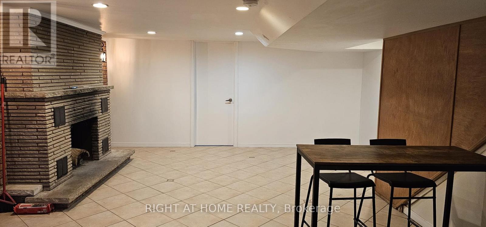 Basement - 74 Argyle Street, Toronto, Ontario  M6J 1N9 - Photo 9 - C12920600