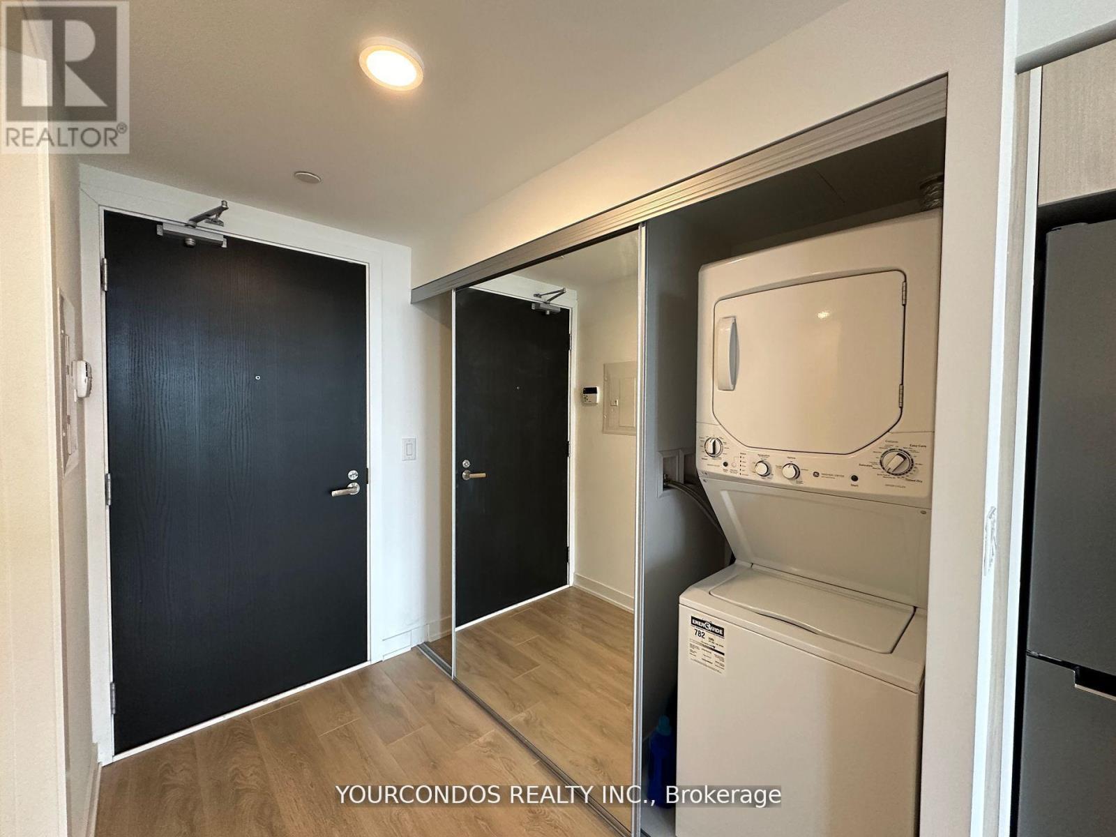 4403 - 501 Yonge Street, Toronto, Ontario  M4Y 0G8 - Photo 3 - C12920674