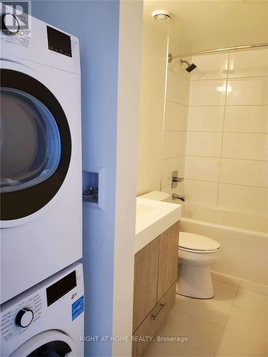 3713 - 251 Jarvis Street, Toronto, Ontario  M5B 0C3 - Photo 5 - C12920766