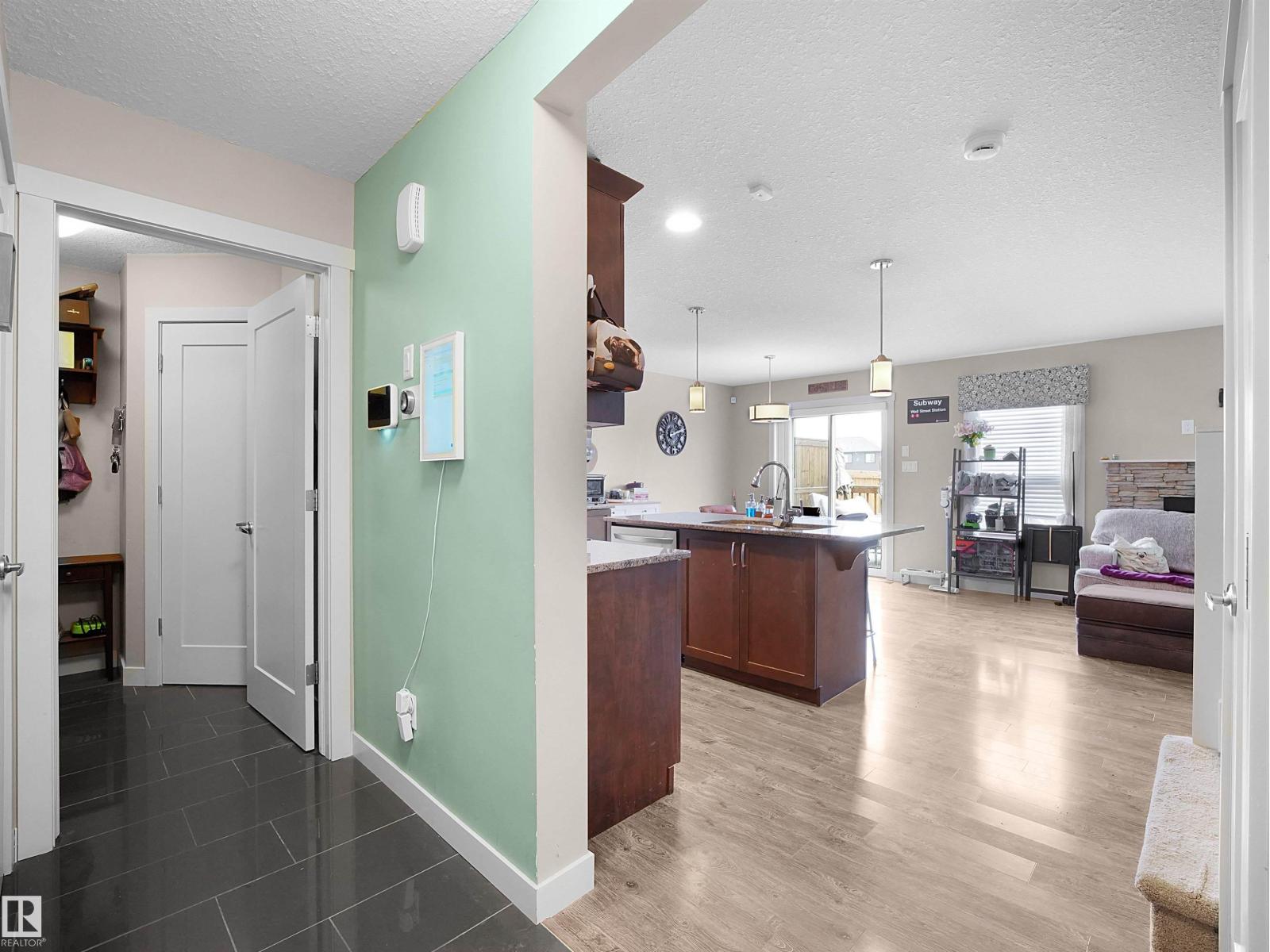 1659 Hammond Cr Nw, Edmonton, Alberta  T6M 0L8 - Photo 10 - E4477381