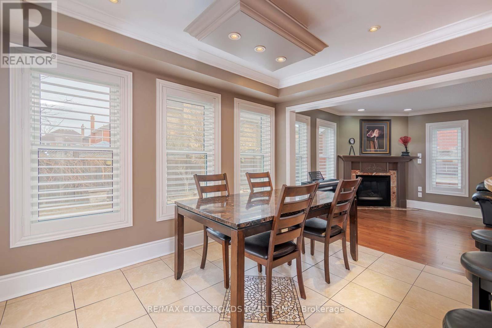 1703 Rockwood Drive, Pickering, Ontario  L1V 6R3 - Photo 10 - E12920608