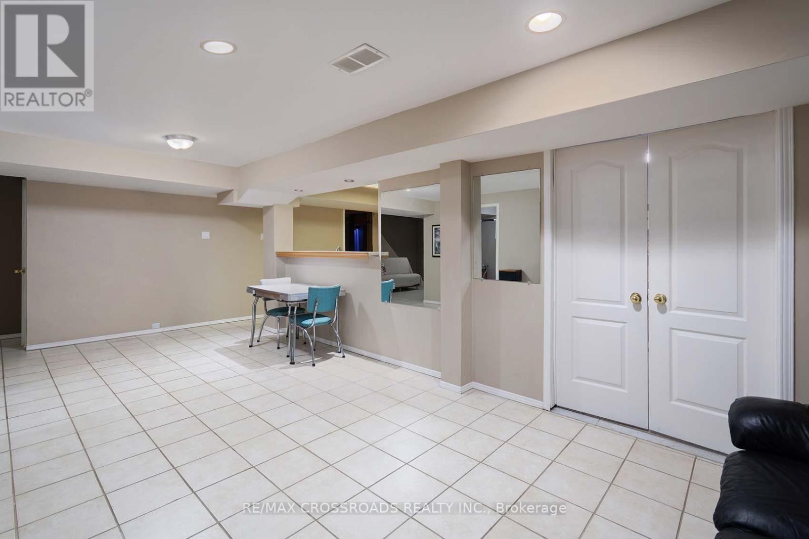 1703 Rockwood Drive, Pickering, Ontario  L1V 6R3 - Photo 38 - E12920608