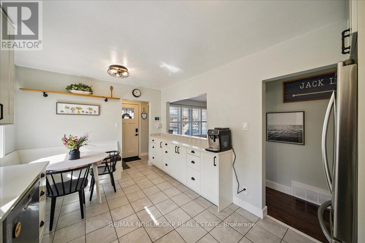 259 Farewell Street, Oshawa, Ontario L1H 6L8 - Photo 11 - E12920758