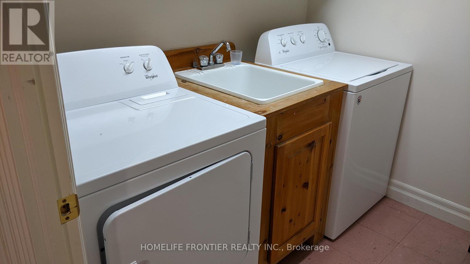 B2 - 17 Teddington Park Avenue, Toronto, Ontario  M4N 2C4 - Photo 14 - C12920028