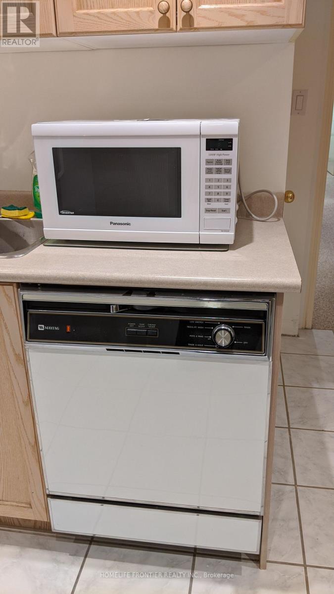 B2 - 17 Teddington Park Avenue, Toronto, Ontario  M4N 2C4 - Photo 19 - C12920028