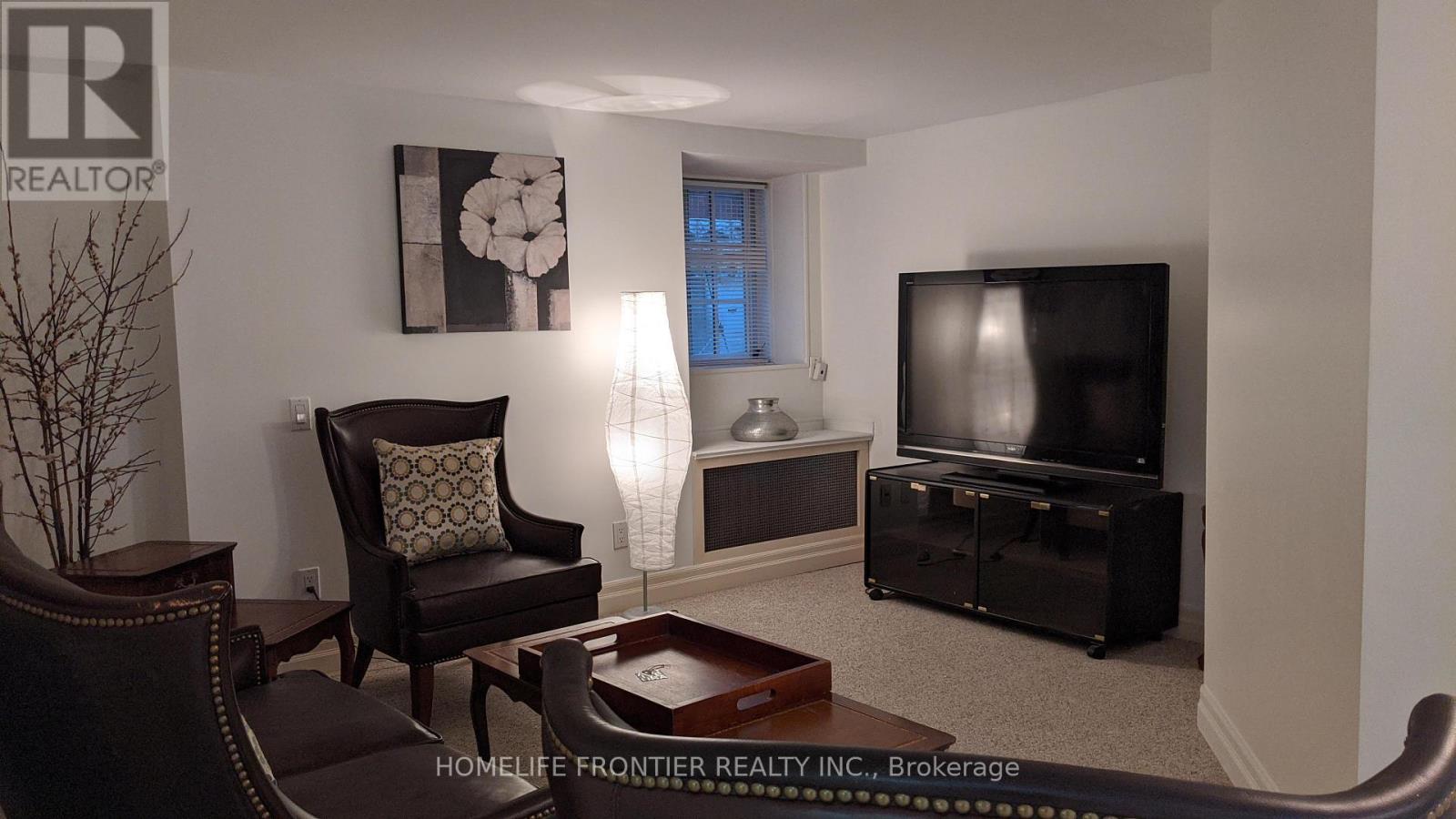 B2 - 17 Teddington Park Avenue, Toronto, Ontario  M4N 2C4 - Photo 7 - C12920028