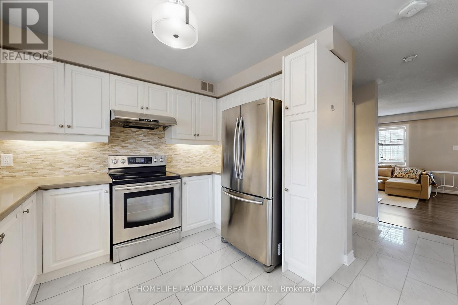 33 Marmill Way, Markham, Ontario  L3P 7V6 - Photo 8 - N12920552