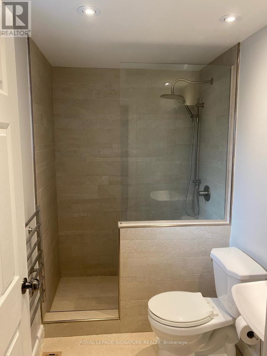 459 Dixon Boulevard, Newmarket, Ontario  L3Y 5C9 - Photo 15 - N12920554