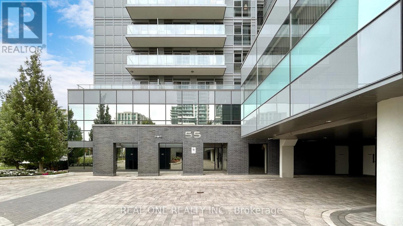 Lph08 - 55 Oneida Crescent, Richmond Hill, Ontario L4B 0E8 - Photo 2 - N12920676