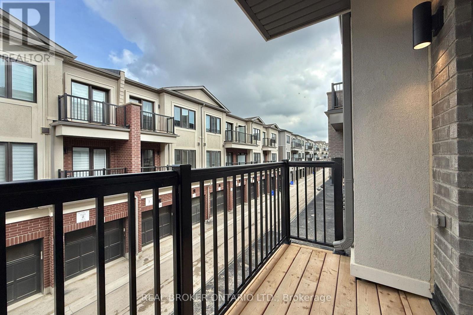 119 Matawin Lane, Richmond Hill, Ontario  L4B 0H7 - Photo 11 - N12920722