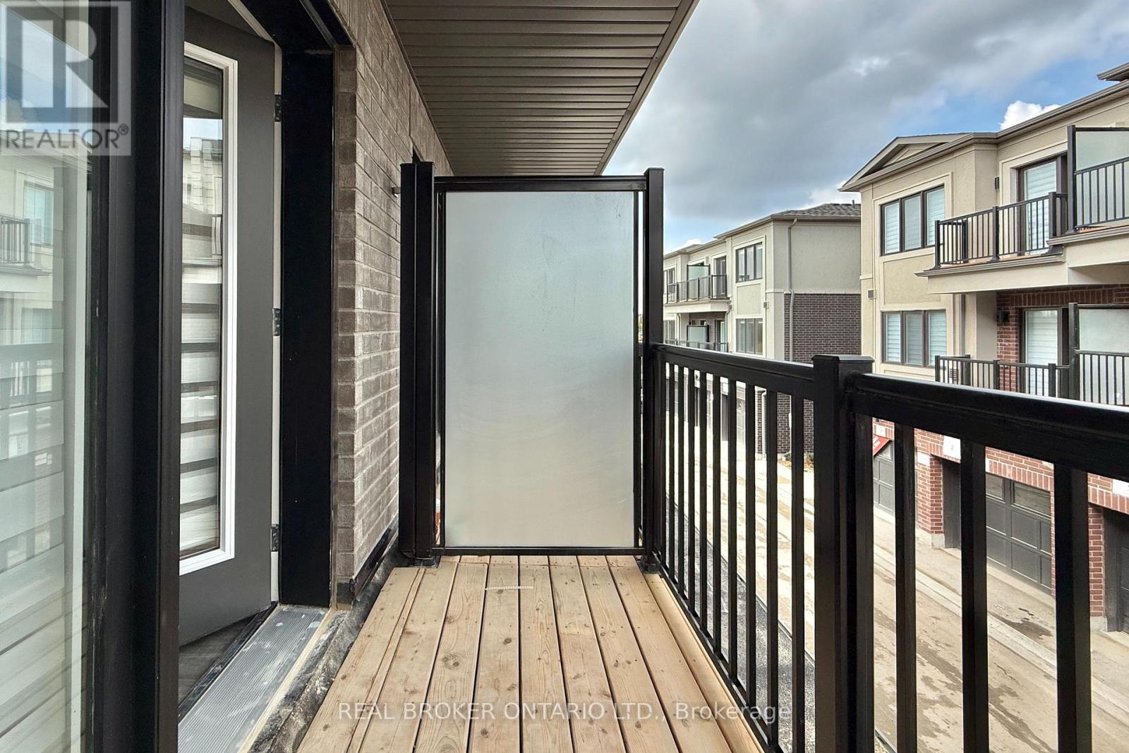 119 Matawin Lane, Richmond Hill, Ontario  L4B 0H7 - Photo 12 - N12920722