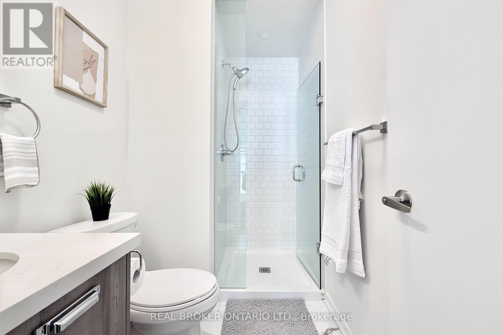 119 Matawin Lane, Richmond Hill, Ontario  L4B 0H7 - Photo 16 - N12920722