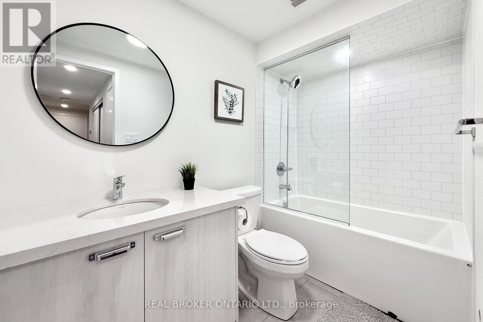 119 Matawin Lane, Richmond Hill, Ontario  L4B 0H7 - Photo 30 - N12920722