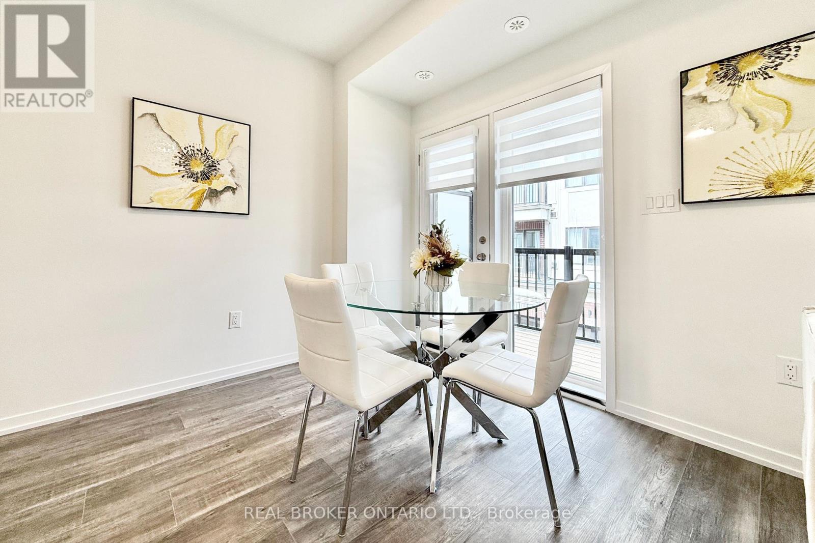 119 Matawin Lane, Richmond Hill, Ontario  L4B 0H7 - Photo 8 - N12920722