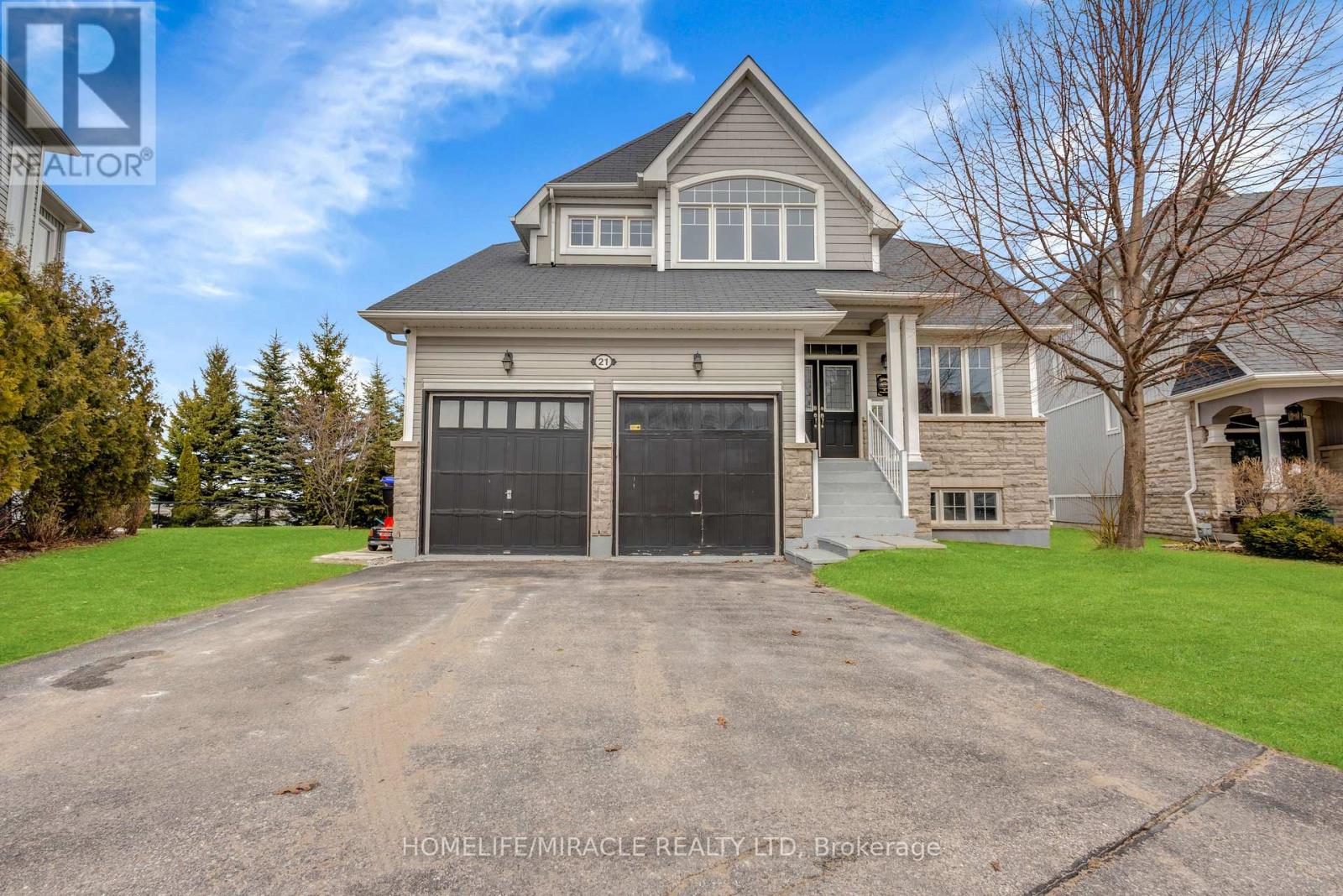 21 Waterview Road, Wasaga Beach, Ontario  L9Z 0E9 - Photo 2 - S12813858