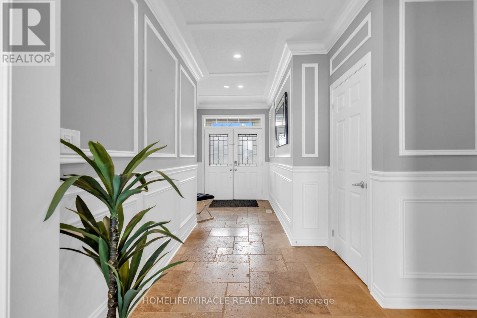 21 Waterview Road, Wasaga Beach, Ontario  L9Z 0E9 - Photo 4 - S12813858