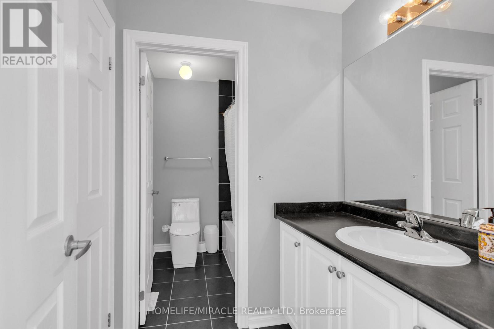 21 Waterview Road, Wasaga Beach, Ontario  L9Z 0E9 - Photo 33 - S12813858