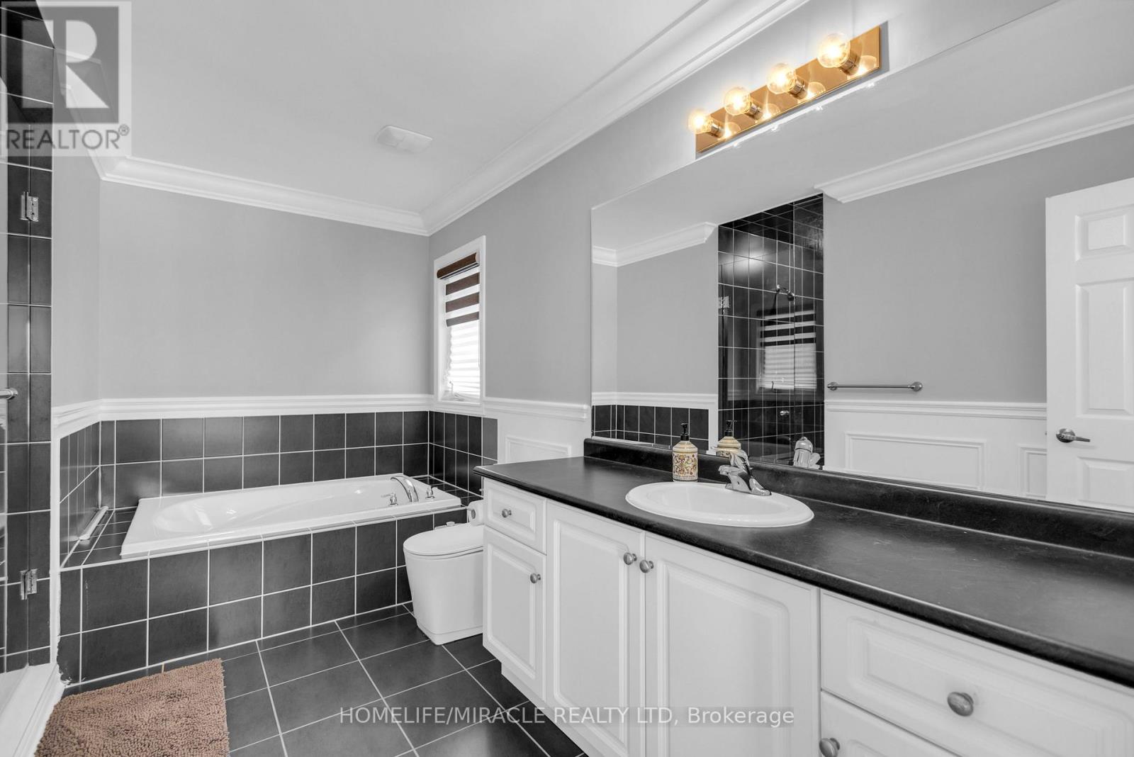 21 Waterview Road, Wasaga Beach, Ontario  L9Z 0E9 - Photo 40 - S12813858