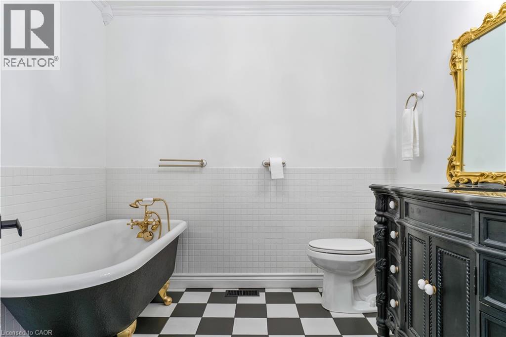 625 Sir Richards Road, Mississauga, Ontario  L5C 1A3 - Photo 32 - 40813668