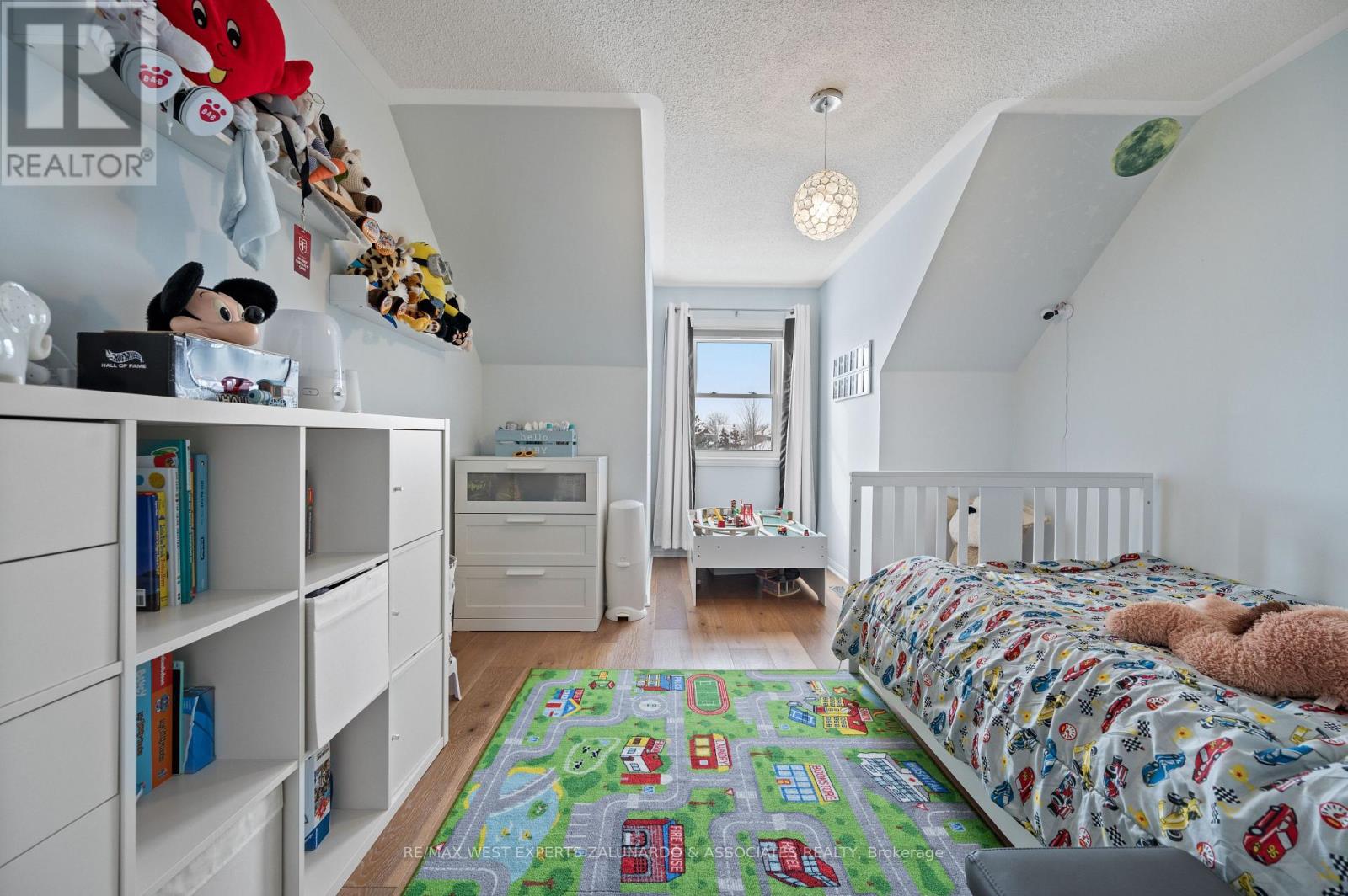 463 Trudeau Drive, Milton, Ontario  L9T 5K8 - Photo 32 - W12920522