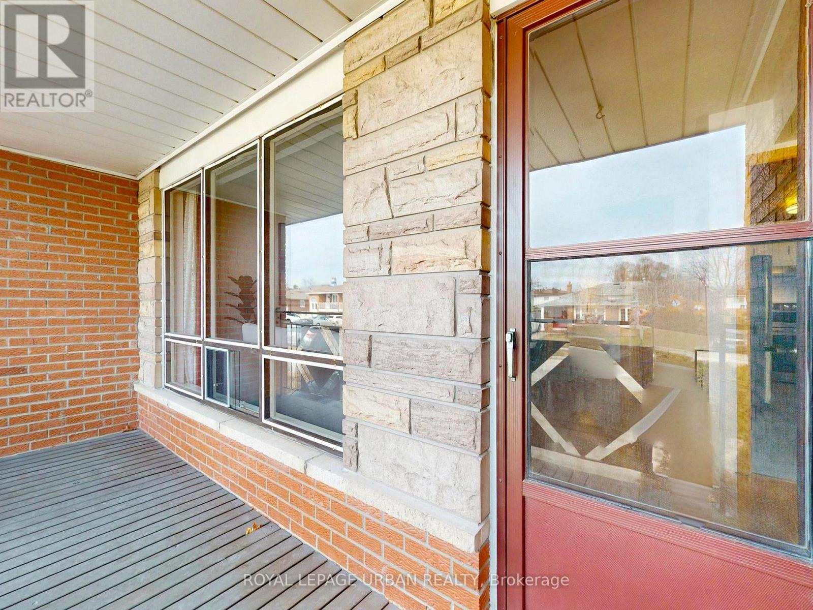 733 Consort Crescent, Mississauga, Ontario  L5C 1J8 - Photo 46 - W12920528