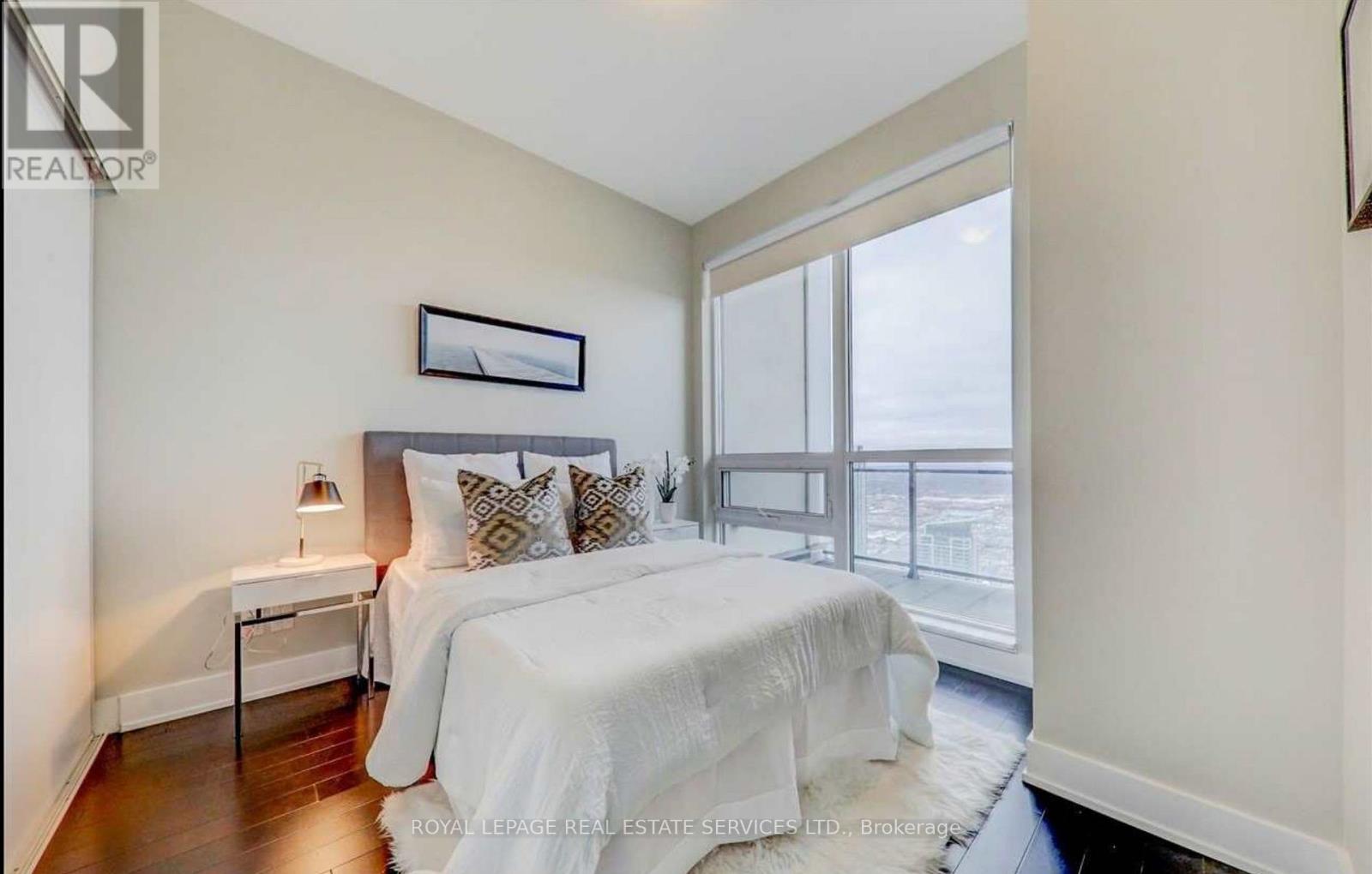 Lph11 - 4011 Brickstone Mews, Mississauga, Ontario  L5B 0J7 - Photo 13 - W12920578